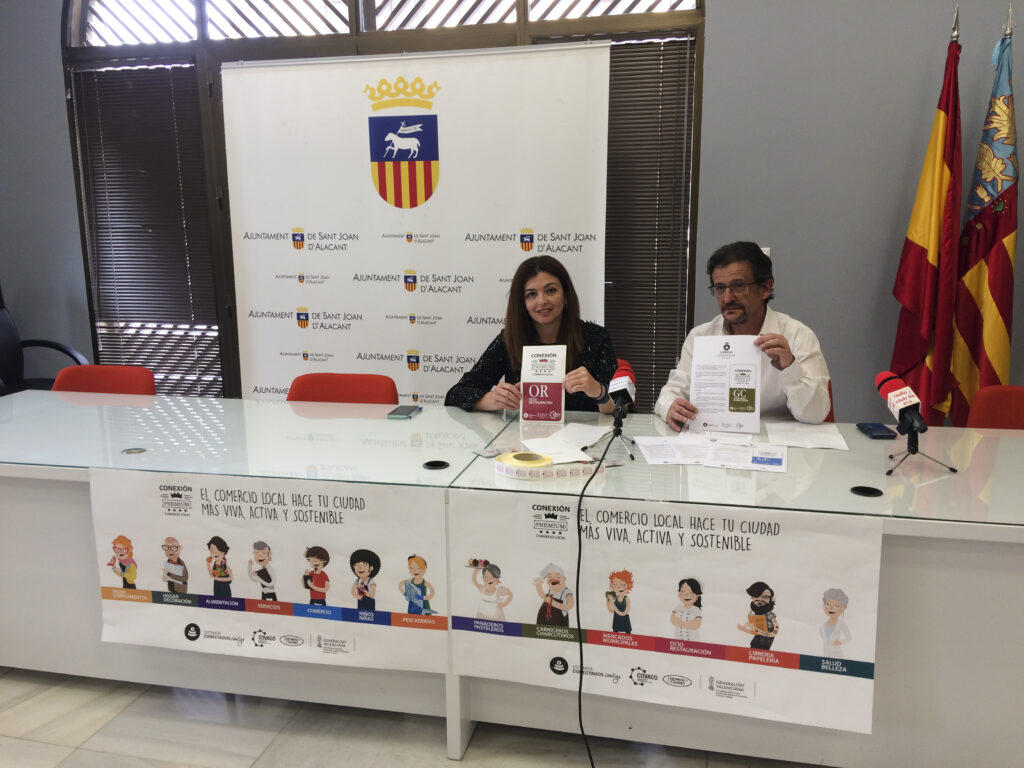 Vanessa Romá i Armando Peñalver en roda de premsa